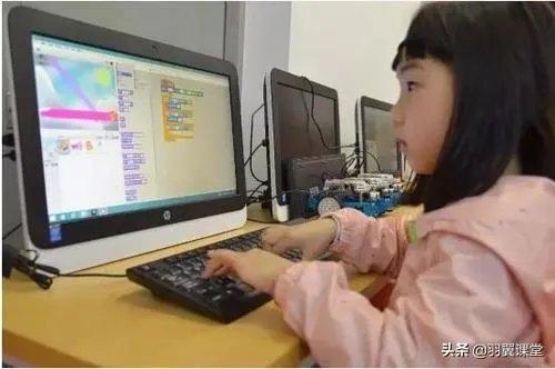 如何为孩子选择靠谱的编程培训机构?