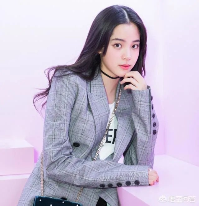 欧阳娜娜和冯提莫傻傻分不清,你怎么区分?