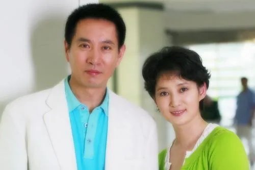 非亲姐妹的剧情简介