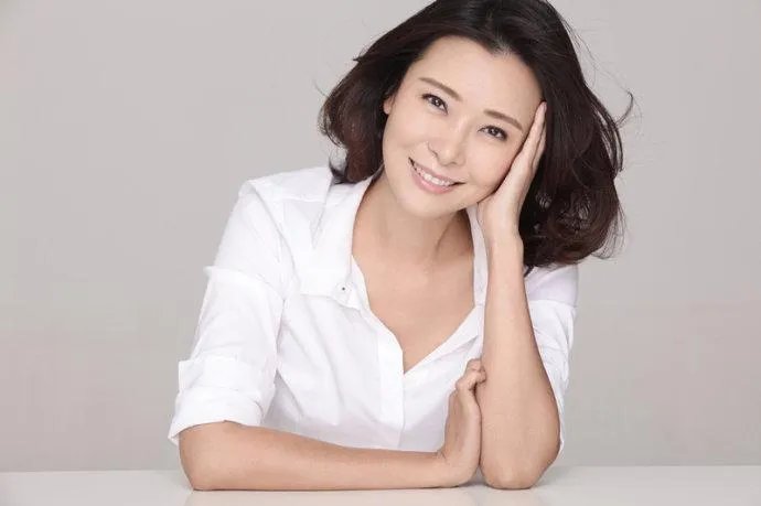 黄志忠与柯蓝恋爱九年之久,柯蓝揭穿黄志忠丑恶嘴脸,为何从不提结婚二字?