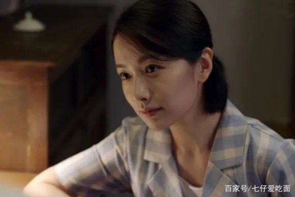 影视剧亲爱的爸妈里面,大女儿江梅和婆婆的行为你如何看待?