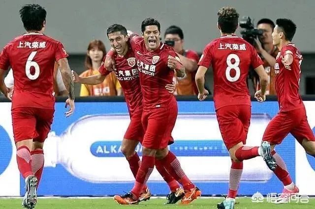 亚冠颜骏凌屡献神扑,贺惯伤退,胡尔克点杀,上港1-0小胜川崎,你怎么评价这场比赛?