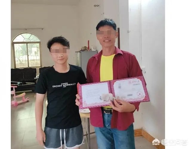 高考生伪造清华录取通知书背后的原因是什么?