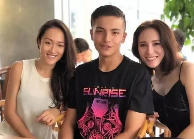 中国男篮长城巴特尔大女儿,如今身居高位,面容甜美神似热巴有多美?