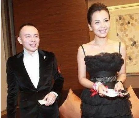 看刘涛怎样陪王珂度过最艰难时期,告诉你什么是真正的爱情?
