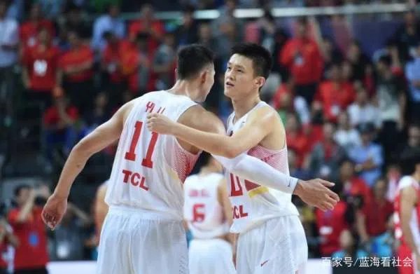 3分7篮板,首秀低迷?张镇麟被迫打五号位,0+0,杜锋恐选错人了?
