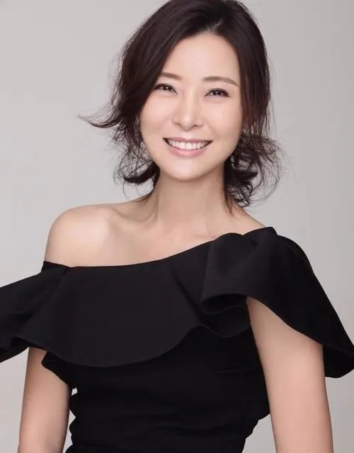 黄志忠与柯蓝恋爱九年之久,柯蓝揭穿黄志忠丑恶嘴脸,为何从不提结婚二字?
