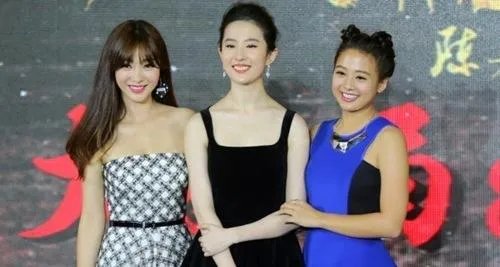 娱乐圈有哪些名副其实的「合影杀手」?