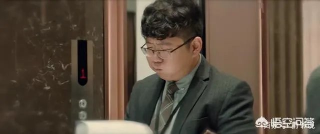 《平凡的荣耀》中同为实习生的曾浩是真的将孙弈秋当做朋友吗？