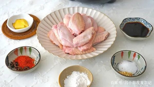 黄金香烤鸡翅外酥里嫩孩子特别喜欢吃，在家里怎么做呢？