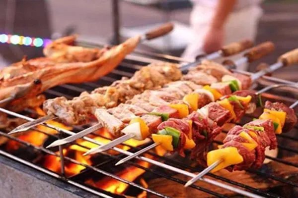 烧烤店潜规则,哪些肉类无法造假,来吃的人都是行家?