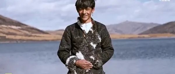 丁真带火理塘,搜索量大涨620%,丁真的流量有多强大?