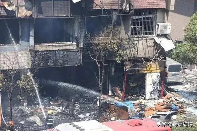 湖南汨罗一餐馆发生爆炸已致34人受伤,目前情况如何?