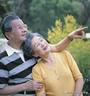 独生子女如何善待空巢老人?