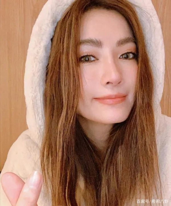 因父亲一句话无奈隐退的谢金燕,如今儿子生父还是谜吗?