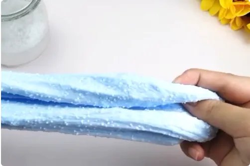 不用胶水和硼砂水和粘土和剃须泡怎么做起泡胶?