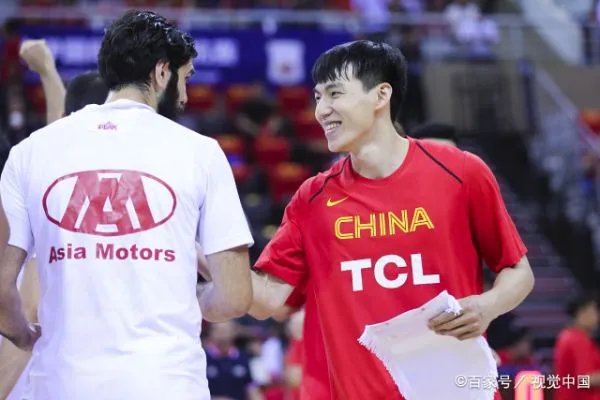 3分7篮板,首秀低迷?张镇麟被迫打五号位,0+0,杜锋恐选错人了?