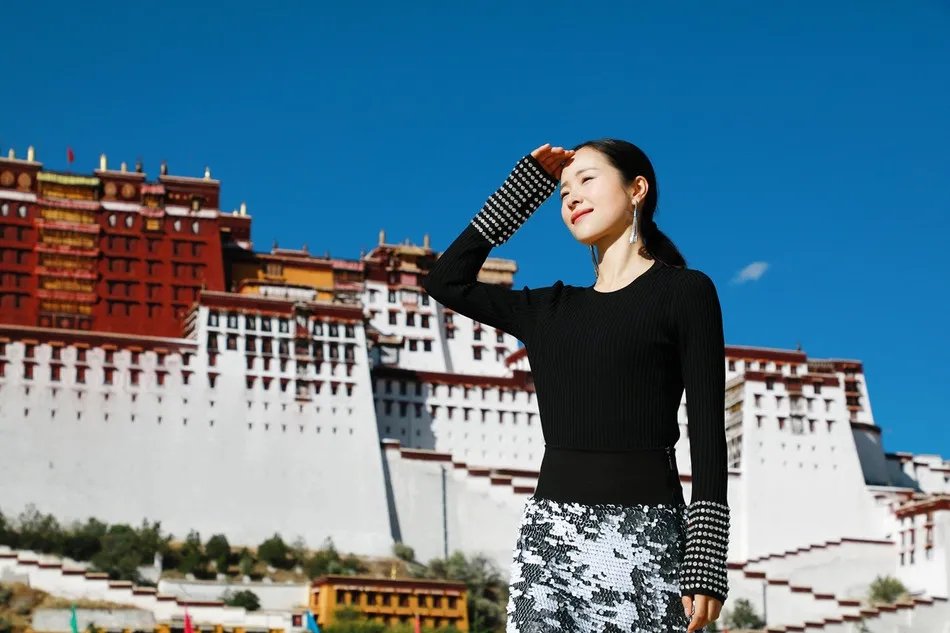 江一燕回应获建筑奖惹争议,为何江一燕做慈善,拿奖屡屡惹争议?