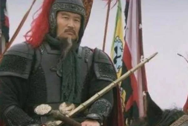 单论武功实力,秦明与呼延灼到底谁更强一些?