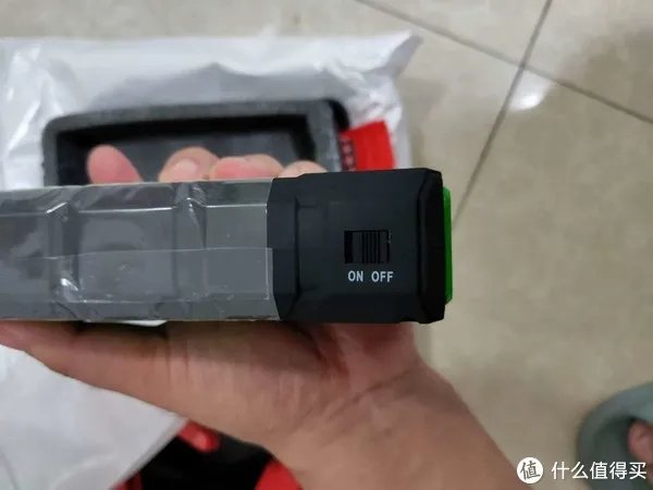 应急启动电源