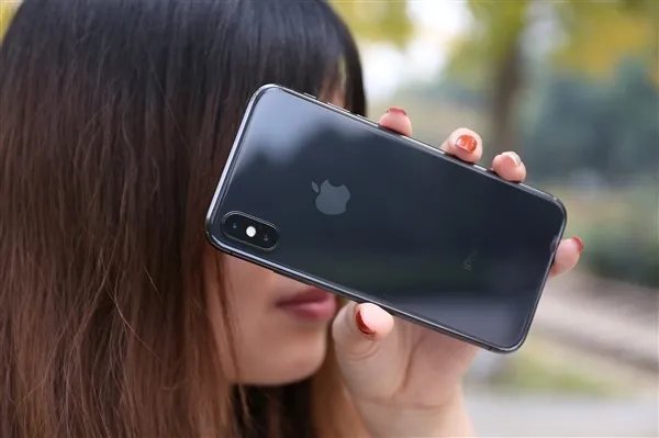 为什么苹果股价一直暴跌?