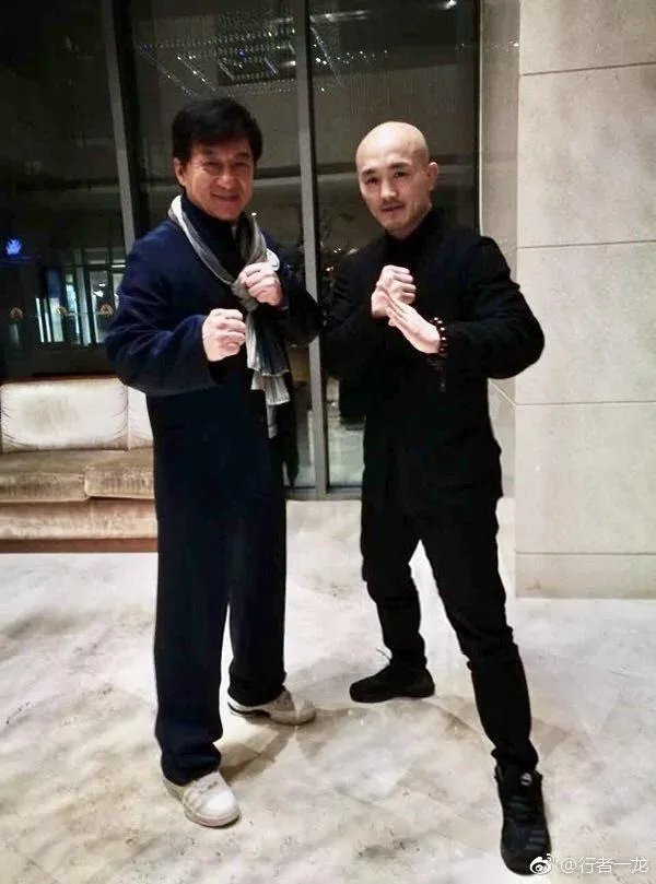 如何看待武僧一龙醒悟向拳迷道歉,从此会放下“武僧”的噱头重新做自己?