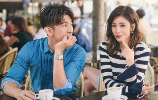 前夫与现任丈夫同天生日,贾静雯的两段婚姻为何结果相反?