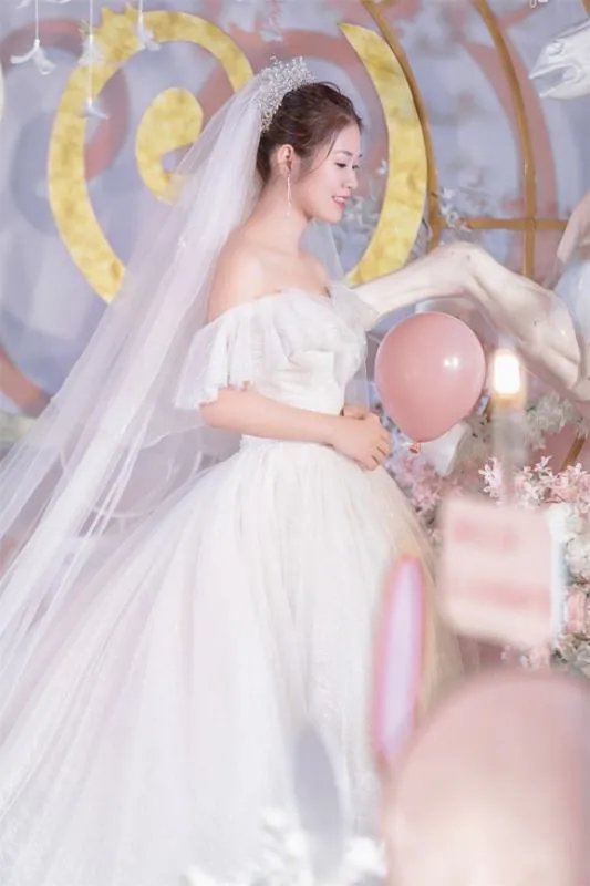 三亚婚礼30人要多少钱？怎么选婚庆和酒店？都有哪些场地可以选？