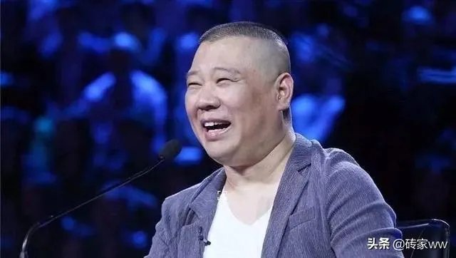 你是从什么时候开始喜欢德云社郭德纲的？因为什么喜欢或者说迷恋上他们的？