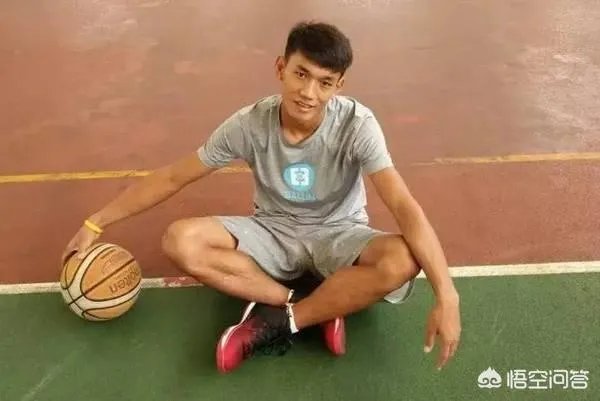 草根扣篮王矣进宏为何能参加CBA扣篮大赛?夺冠有多少奖金?