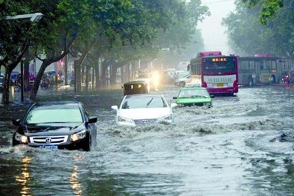 百年难遇!韩总统就暴雨灾害首次公开道歉,暴雨发生后救援行动是否做好?