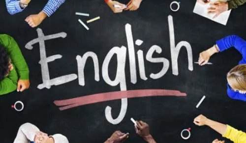 初中英语作文：我的情况Something About Me