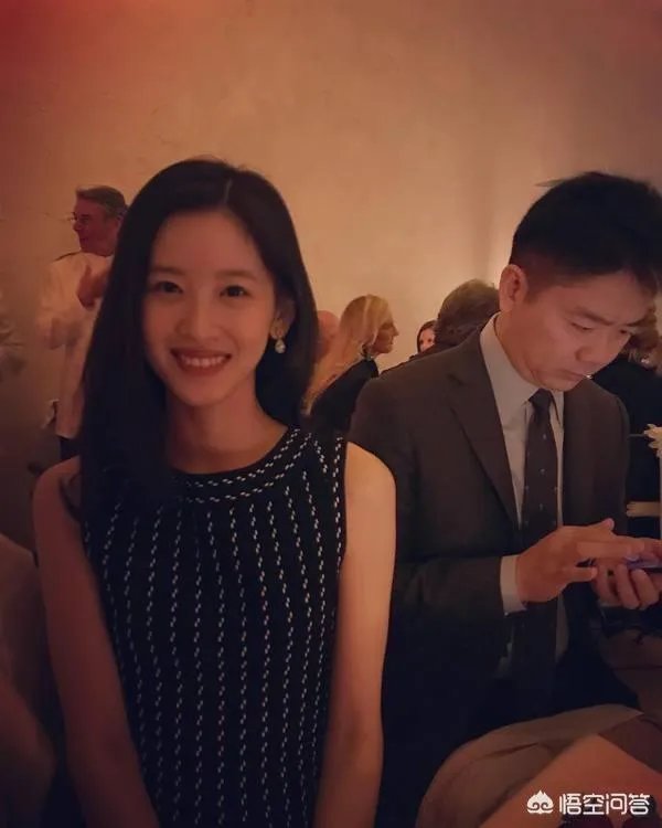 刘强东到底有多宠奶茶妹妹?