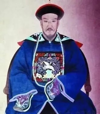 康熙为什么要整死索额图,并且五年后称其为第一罪人呢?