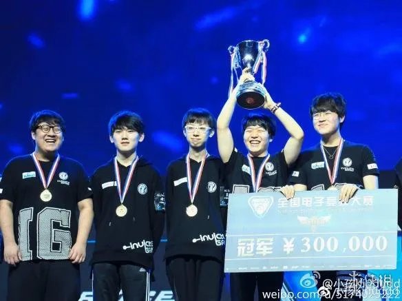 前IG战队ADC小孩游神宣布退役:我一辈子是IG的人!