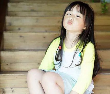 刘楚恬爸爸妈妈是做什么的 小芈月刘楚恬家庭背景惊人