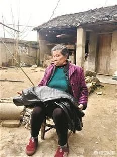 病人去世,家人退回网捐善款,称不能用好心人捐的钱还债,你怎么看?