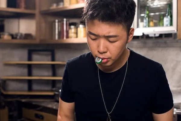 教练晒杜海涛健身照曝其瘦近30斤,他和沈梦辰发展到什么阶段了?