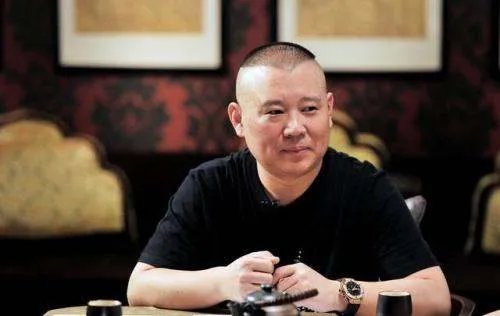 13年前侯耀文在家中病逝,之后是怎样的遗产风波导致其4年未能下葬?