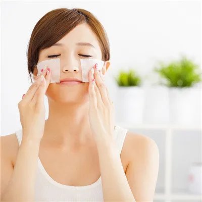 教你怎么自制美白补水面膜好?