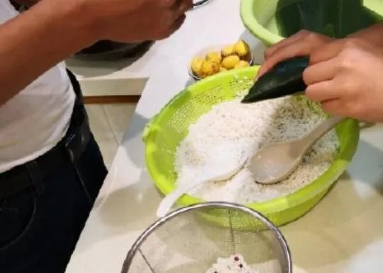 包粽子江米需要泡多长时间好 江米泡两个小时可以包粽子吗