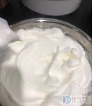 打蛋清一直是泡沫