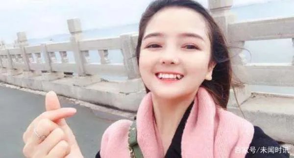 她是最美袖珍女孩,走红后年入百万,为何却苦于没男友?