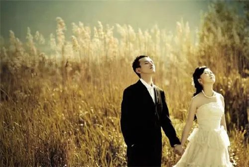 云南婚纱摄影哪家好 云南适合拍婚纱的几个外景地方