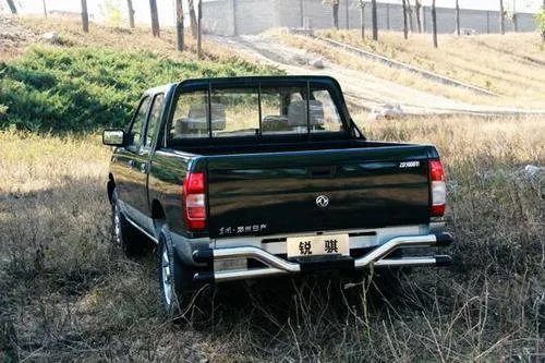 有没有比较适合越野的皮卡车?
