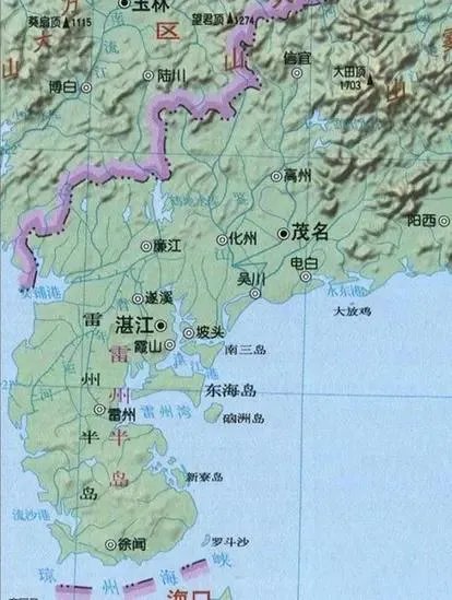 雷州半岛的地理位置?急?