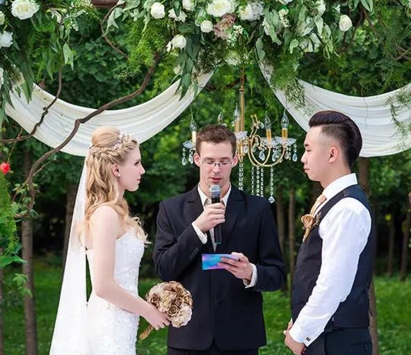 婚礼主持词大全完整版 婚礼主持词结束语