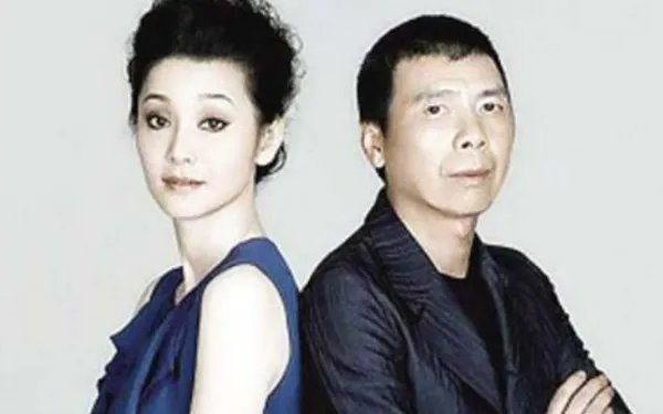 冯小刚的亲生女儿是谁?