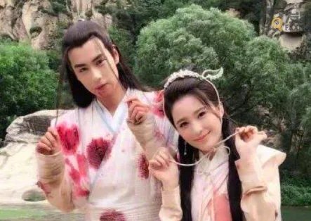 赵樱子方否认与胡一天恋情？