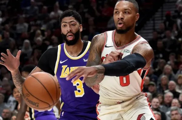 NBA常规赛开拓者准绝杀湖人,詹姆斯也抵挡不了“衰老”吗?